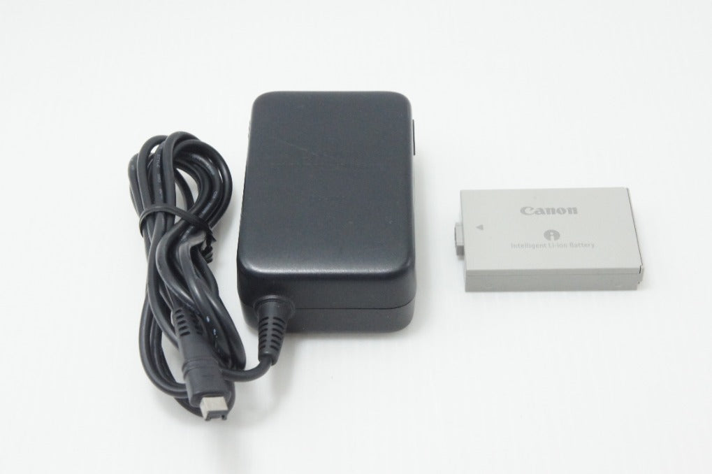 Canon キヤノン iVIS HF R21 デジタルビデオカメラ ブラック 260714z