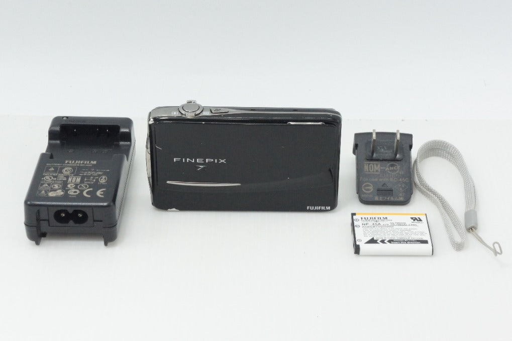 FUJIFILM フジフィルム FinePix Z950EXR コンパクトデジタルカメラ