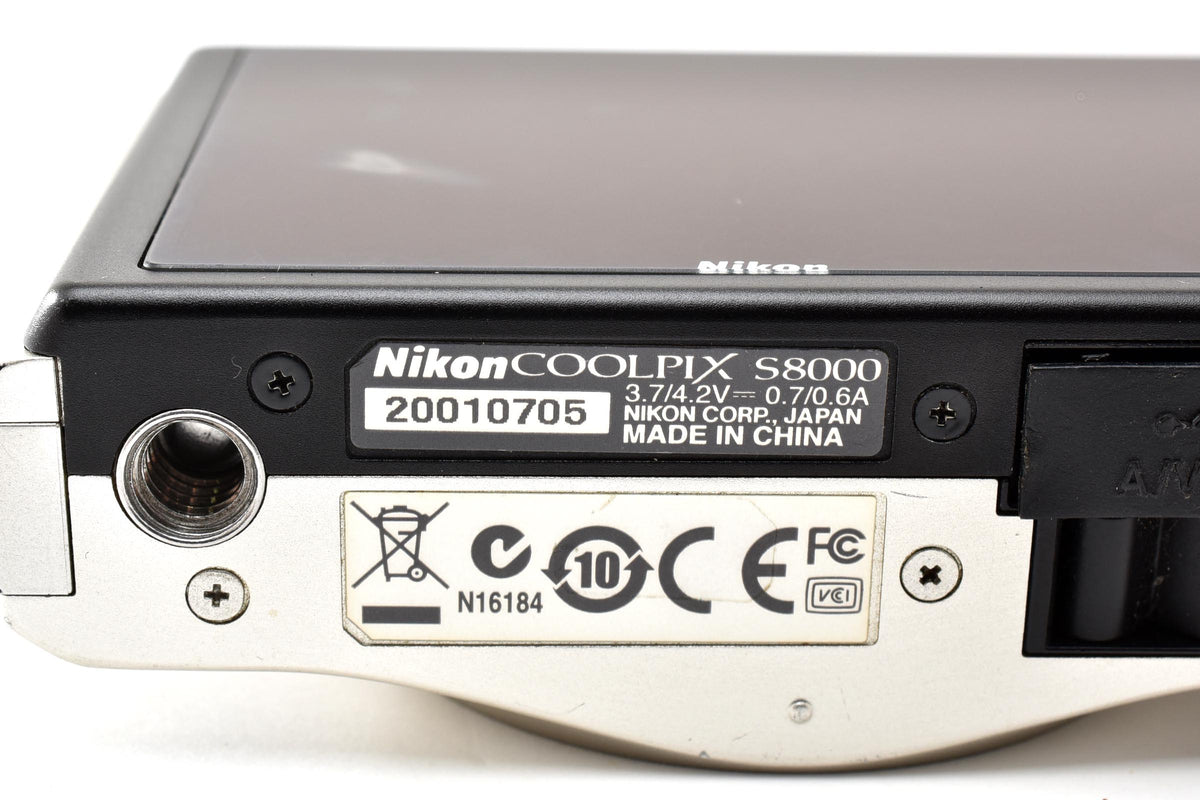 Nikon ニコン COOLPIX S8000 コンパクトデジタルカメラ シャンパンシルバー 260917d