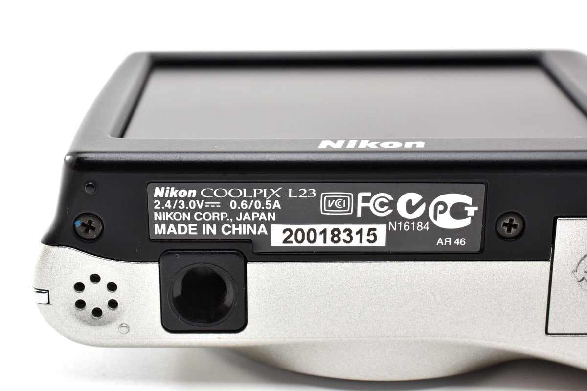 美品 Nikon ニコン COOLPIX L23 コンパクトデジタルカメラ シルバー 260928n