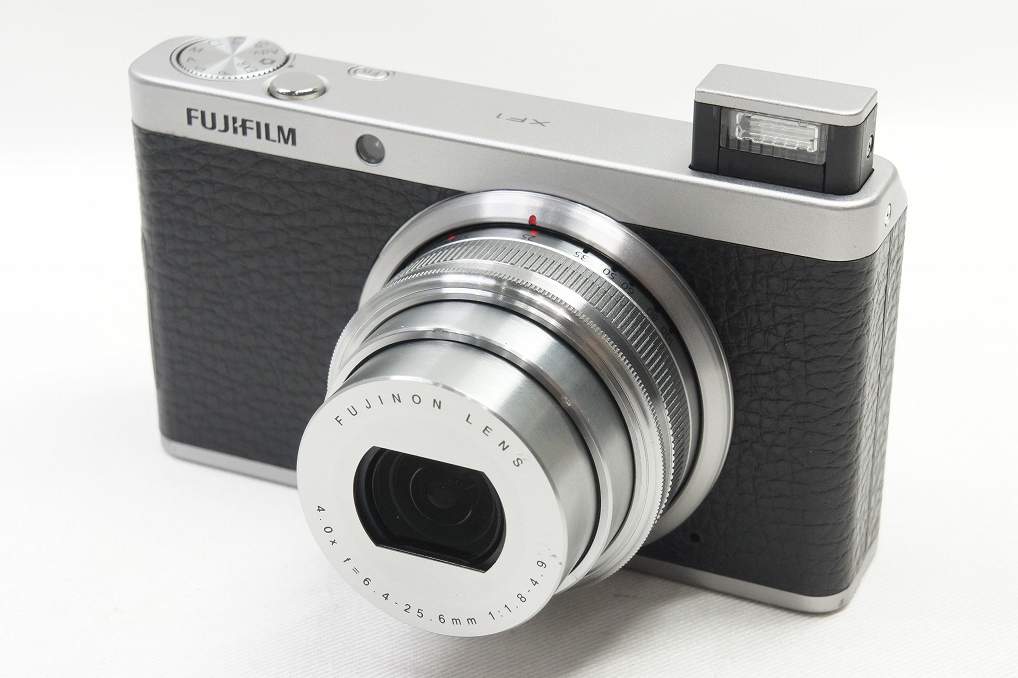 FUJIFILM フジフィルム XF1 コンパクトデジタルカメラ ブラック 250728c