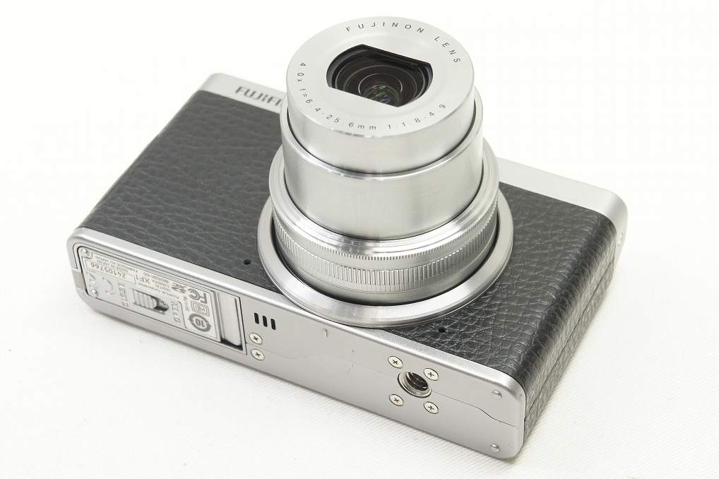 FUJIFILM フジフィルム XF1 コンパクトデジタルカメラ ブラック 250728c