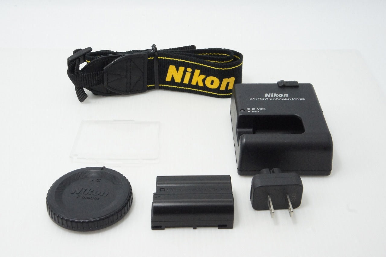 良品 Nikon ニコン D7000 ボディ デジタル一眼レフカメラ 260425c