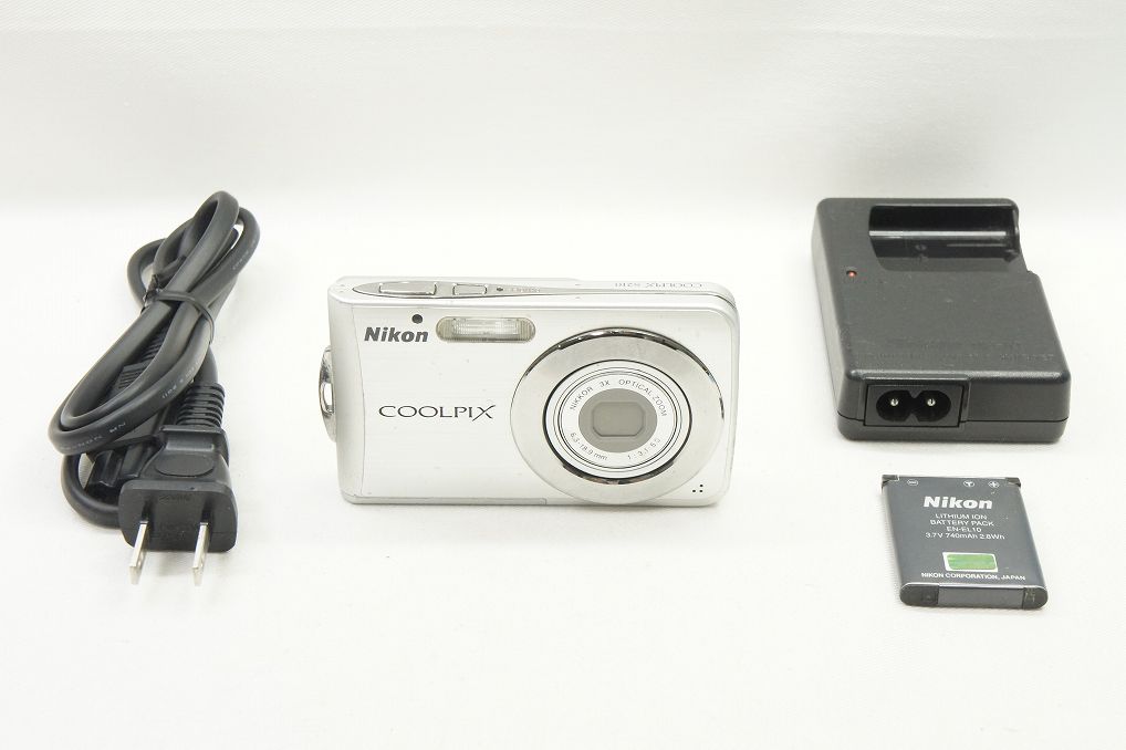 Nikon ニコン COOLPIX S210 コンパクトデジタルカメラ ブライトシルバー 250808e