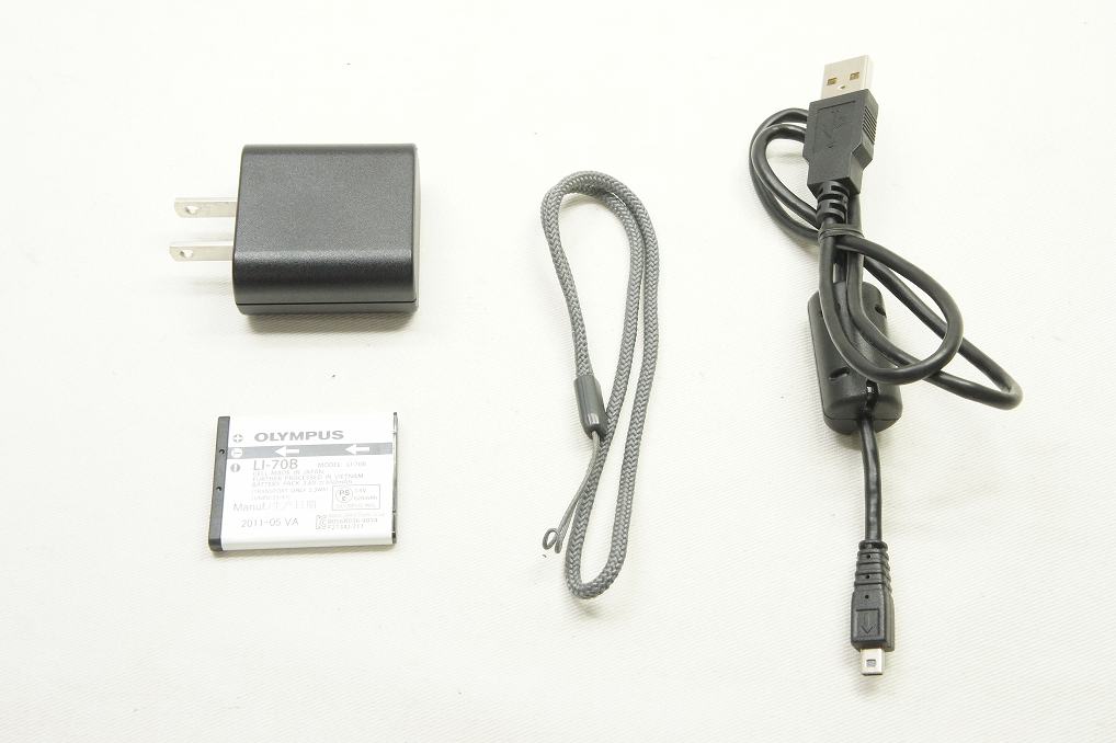 OLYMPUS オリンパス VG-130 コンパクトデジタルカメラ シルバー 250814i