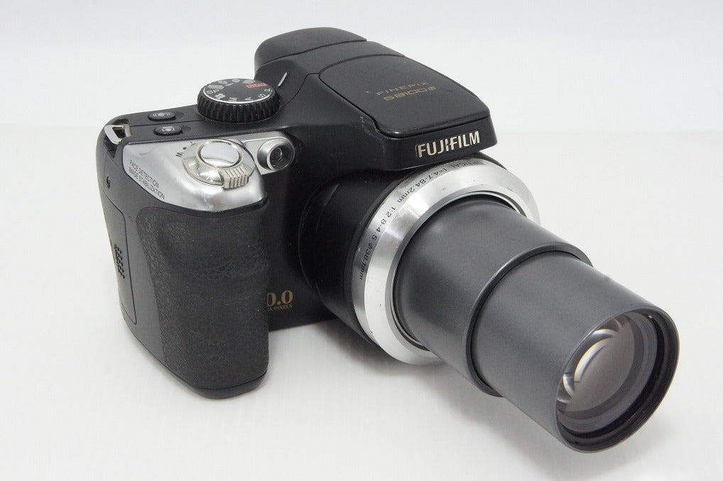 FUJIFILM FinePix S8100fd Digital Camera 260521q