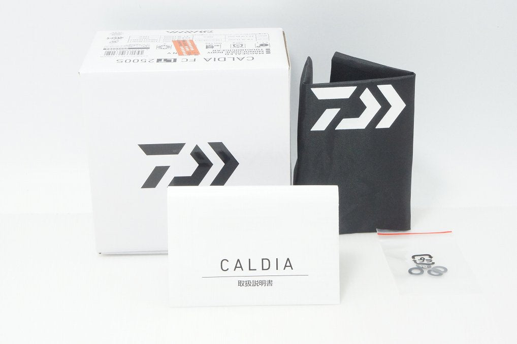 美品 Daiwa ダイワ 25 カルディア FC LT2500S スピニングリール 元箱付 260827a