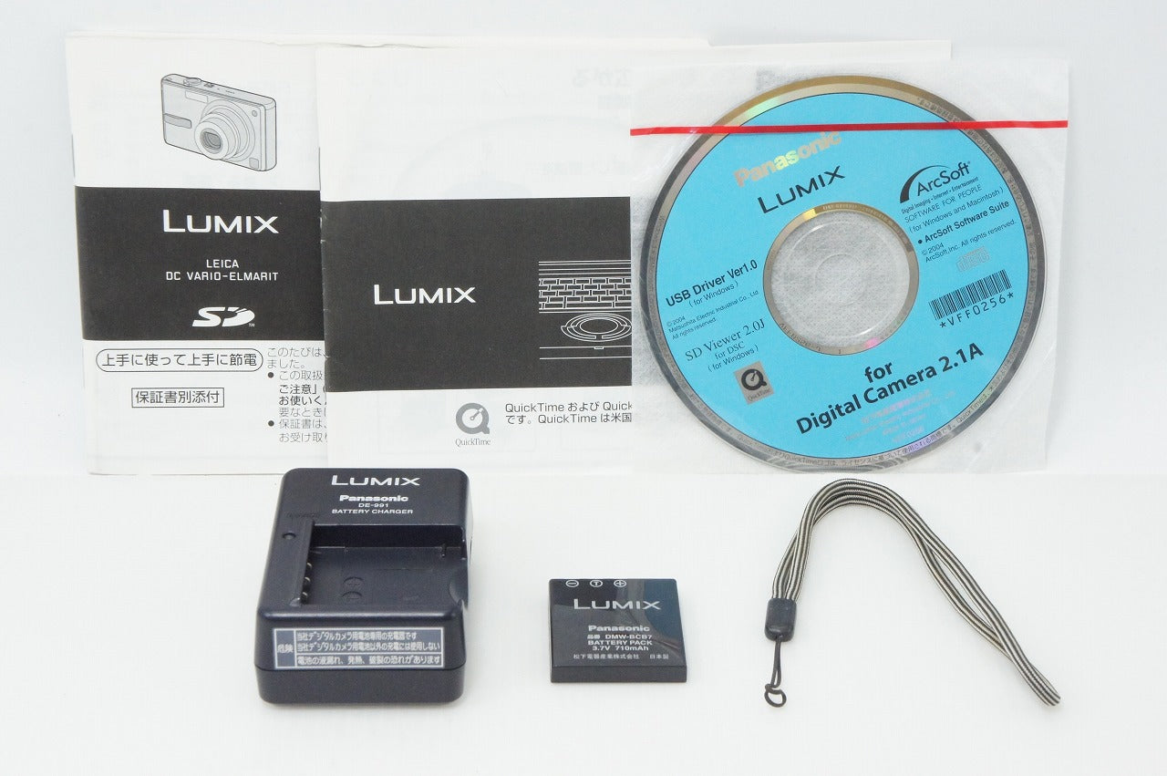 Panasonic パナソニック LUMIX DMC FX7 コンパクトデジタルカメラ シルバー 260319y