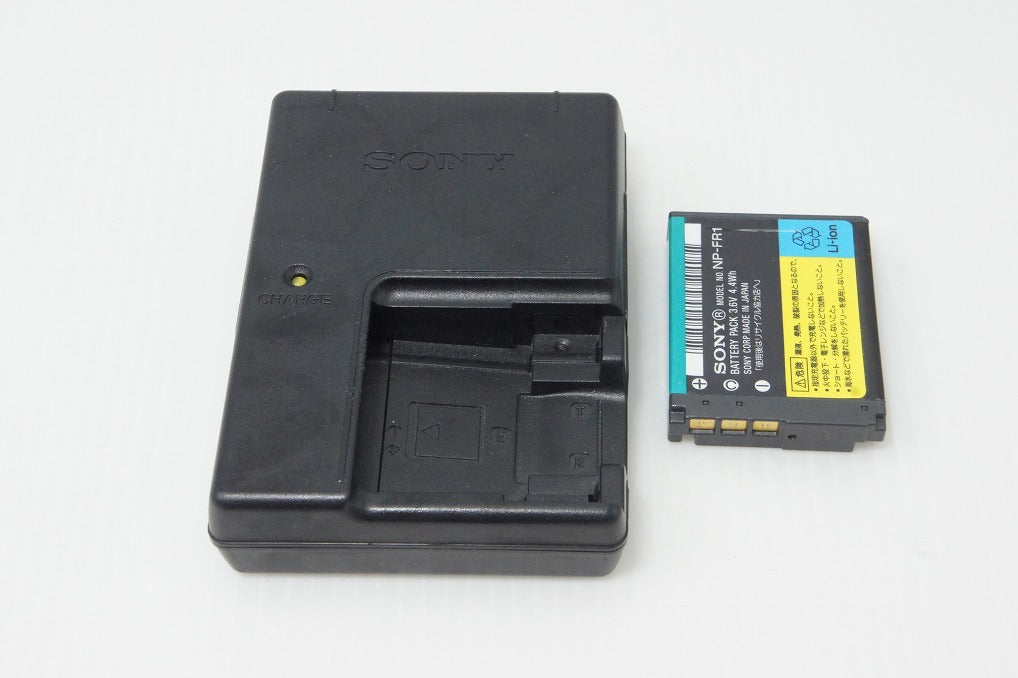 SONY Sony DSC-T30 Compact Digital Camera Black 260521u