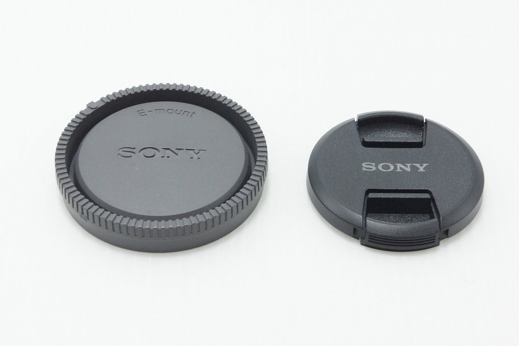 美品 SONY ソニー E 16mm F2.8 SEL16F28 シルバー Eマウント APS-C 単焦点レンズ 260527bd