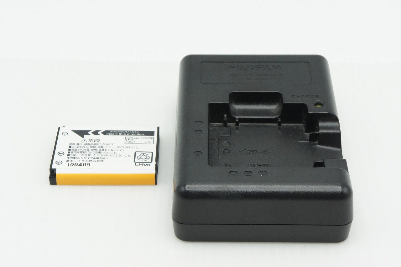 FUJIFILM フジフィルム FinePix Z700EXR コンパクトデジタルカメラ レッド 260226k