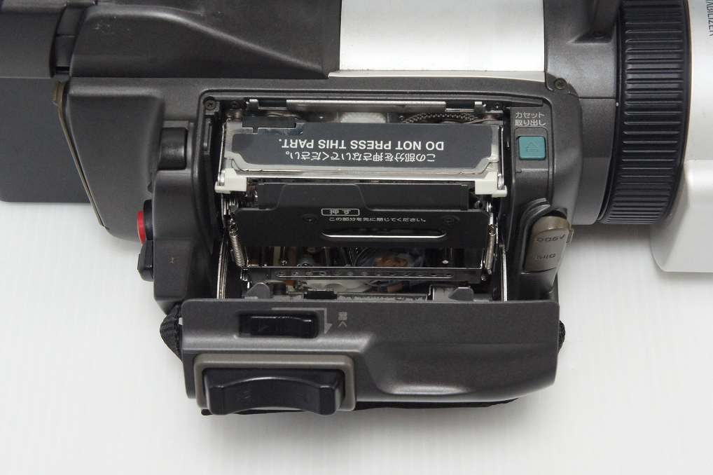 ジャンク品 Canon キヤノン DM-XV1 業務用ビデオカメラ 260910t
