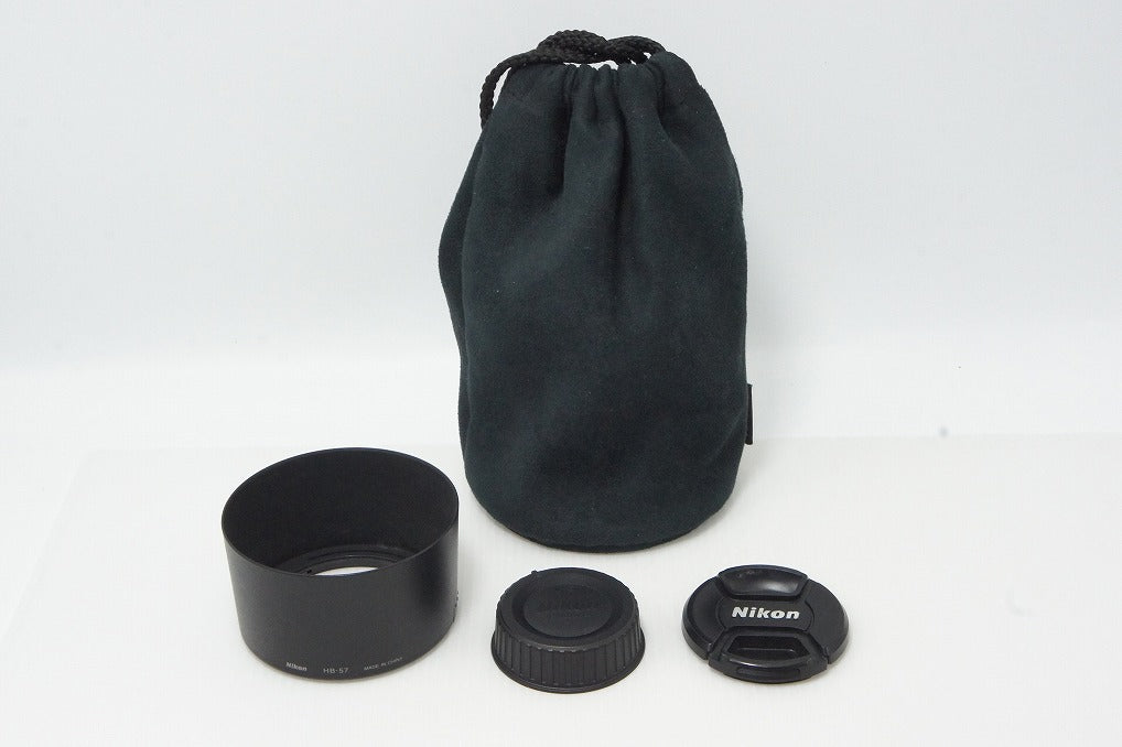 美品 Nikon ニコン AF-S DX NIKKOR 55-300mm F4.5-5.6G ED VR APS-C ズームレンズ フード ポーチ付 260603af