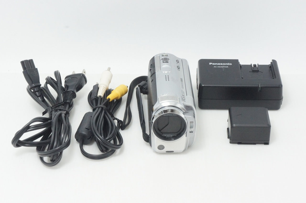 良品 Panasonic パナソニック HDC-TM30 デジタルビデオカメラ プラチナ