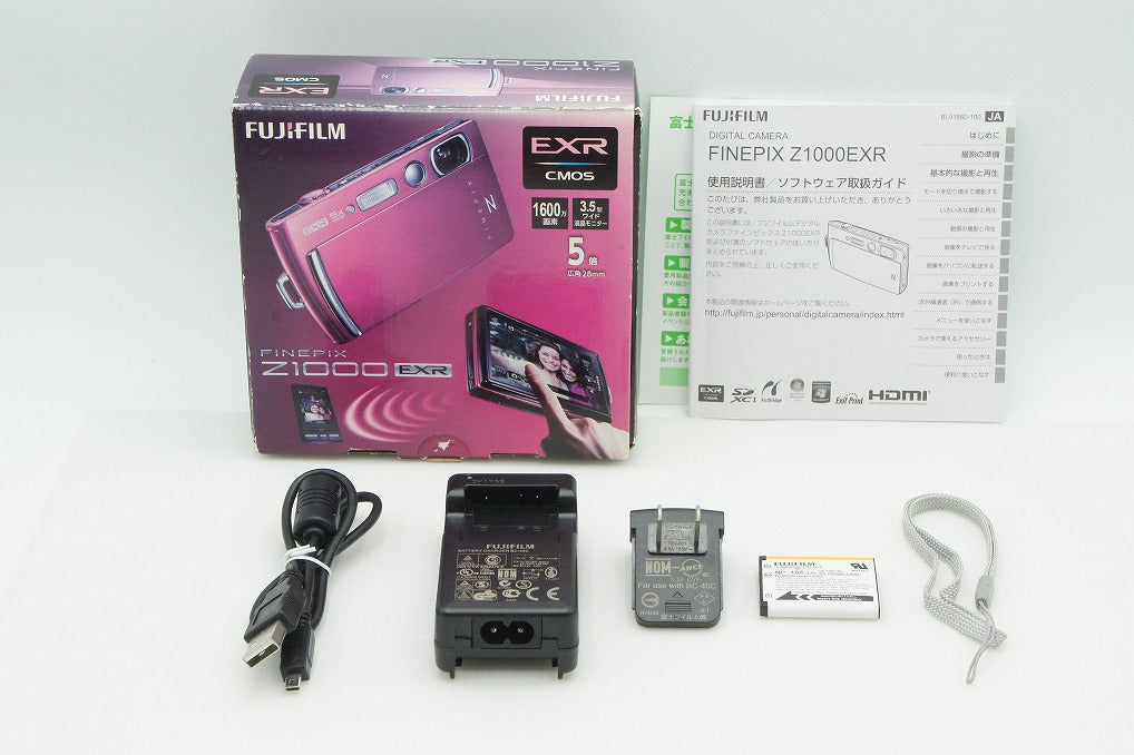 Excellent condition FUJIFILM FinePix Z1000EXR Compact Digital Camera White With original box 260309c