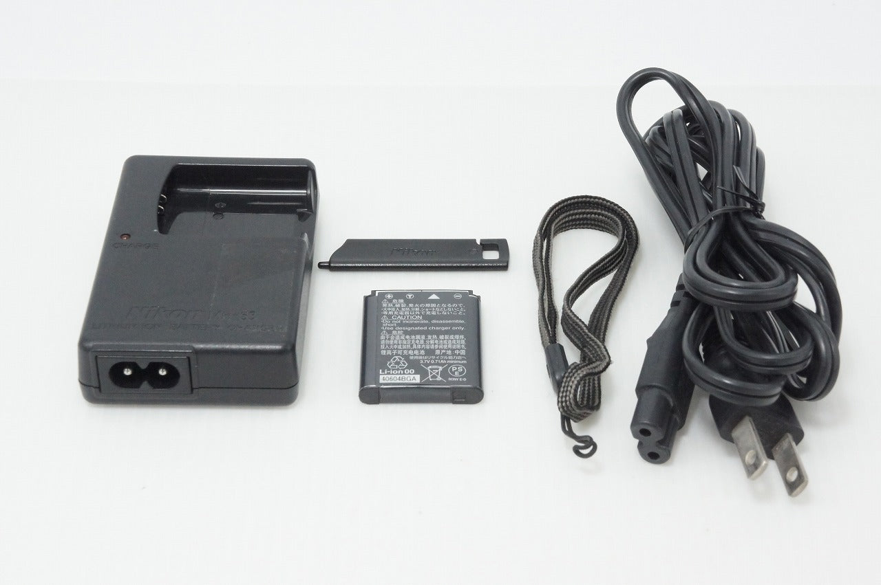 Nikon COOLPIX S230 コンパクトデジタルカメラ ソリッドシルバー 260414e