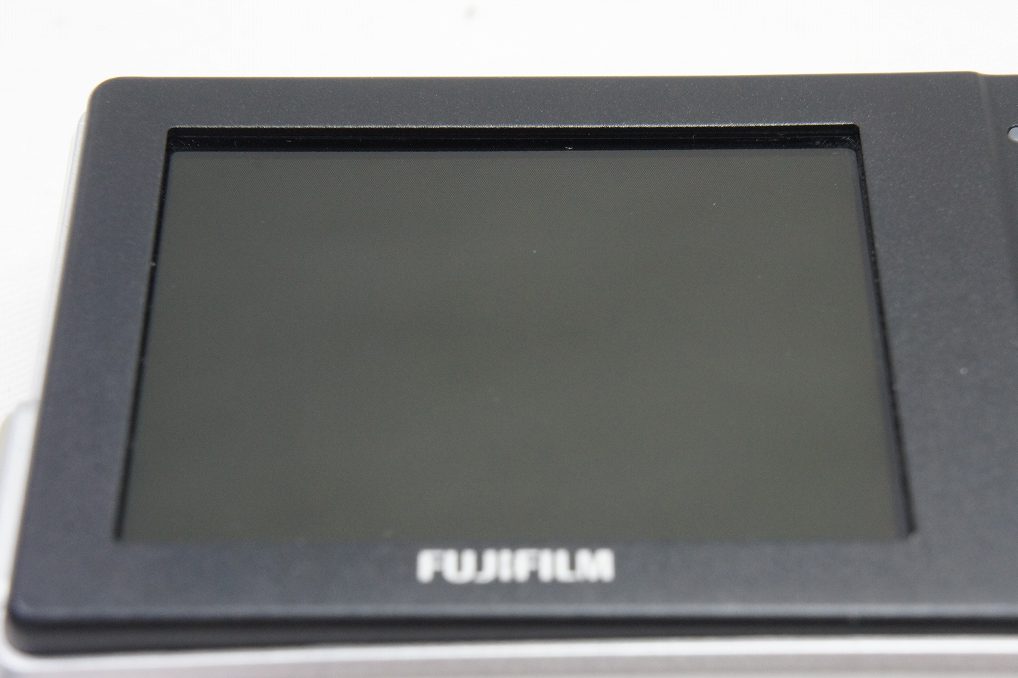 FUJIFILM フジフィルム FinePix F40fd コンパクトデジタルカメラ シルバー 250706i