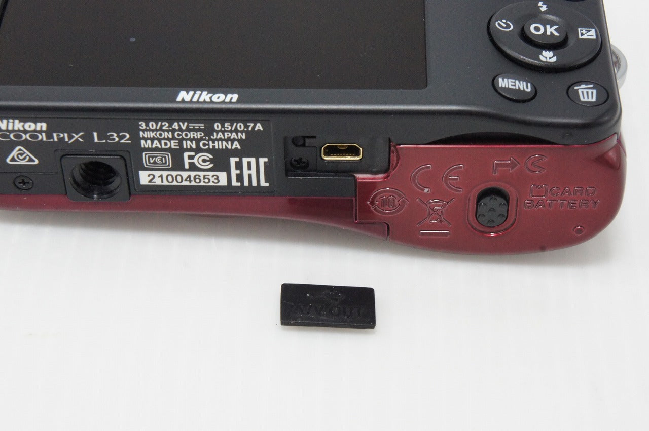 Excellent condition Nikon COOLPIX L32 Compact Digital Camera Red 260420o
