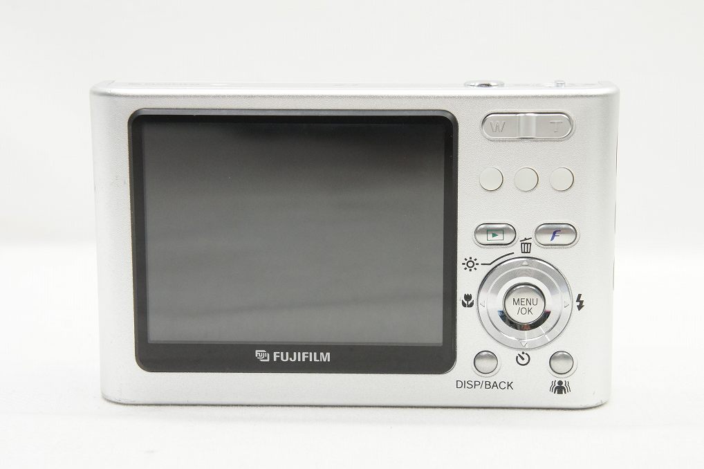 美品 FUJIFILM フジフィルム FinePix Z3 コンパクトデジタルカメラ シルバー 元箱付 250426ah