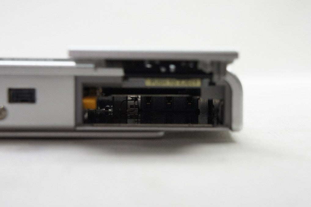 美品 FUJIFILM フジフィルム FinePix Z3 コンパクトデジタルカメラ シルバー 元箱付 250426ah