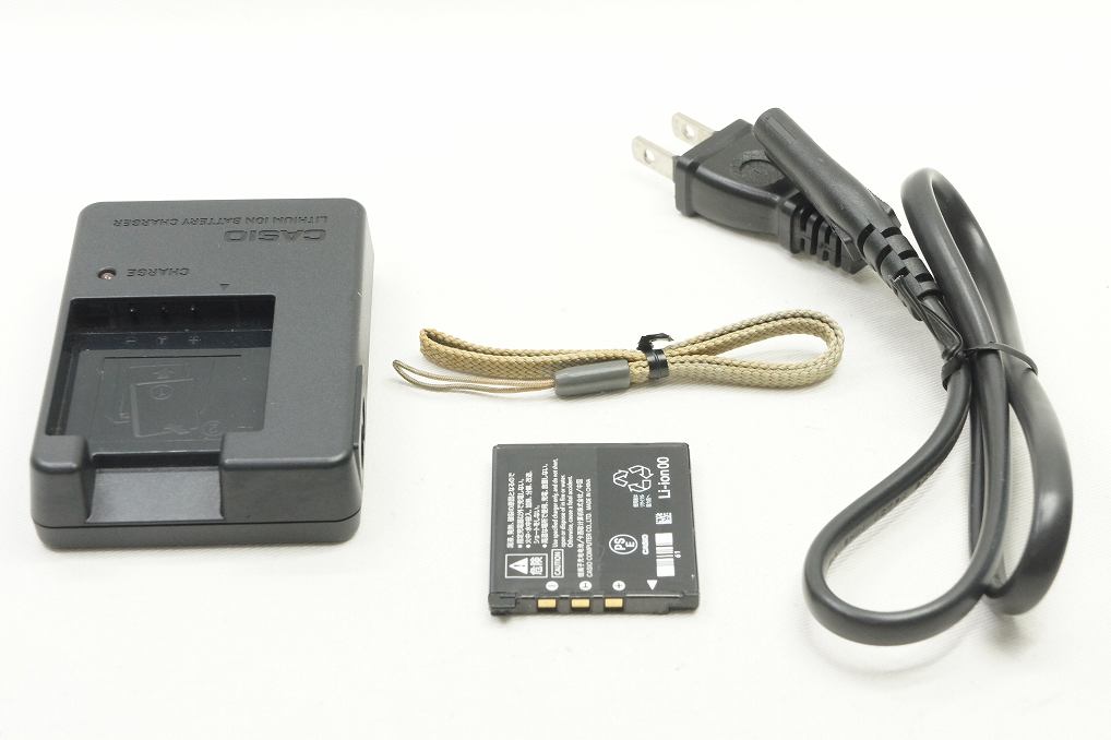 CASIO カシオ EXILIM EX-Z90 コンパクトデジタルカメラ シルバー 250717i