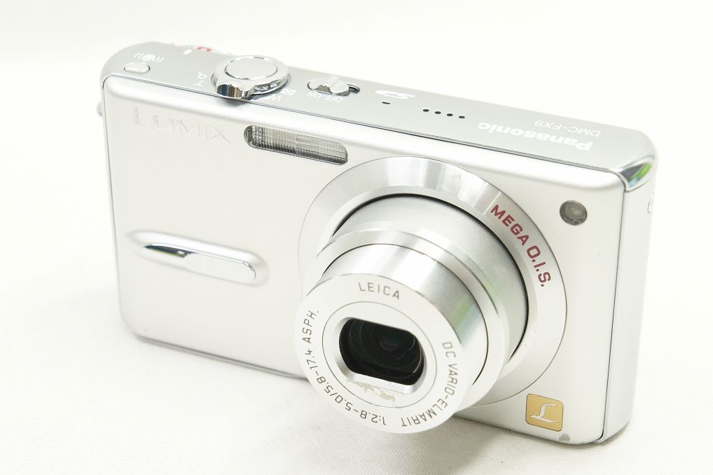 【動作確認済】Panasonic LUMIX DMC-FX9（箱なし）シルバー 超美品】Panasonic LUMIX FX DMC-FX9 シルバー