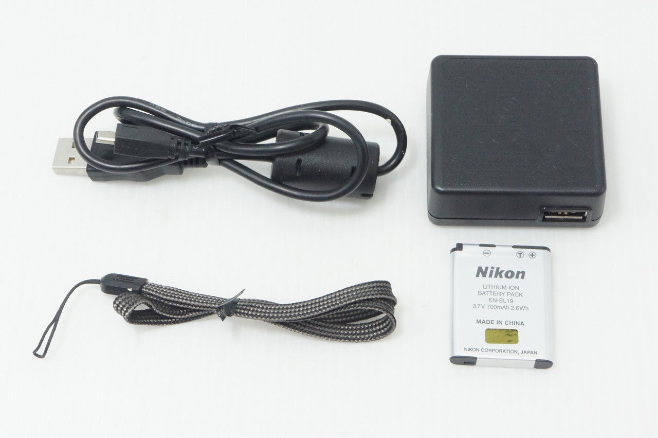 美品 Nikon ニコン COOLPIX S2900 コンパクトデジタルカメラ レッド 260806b