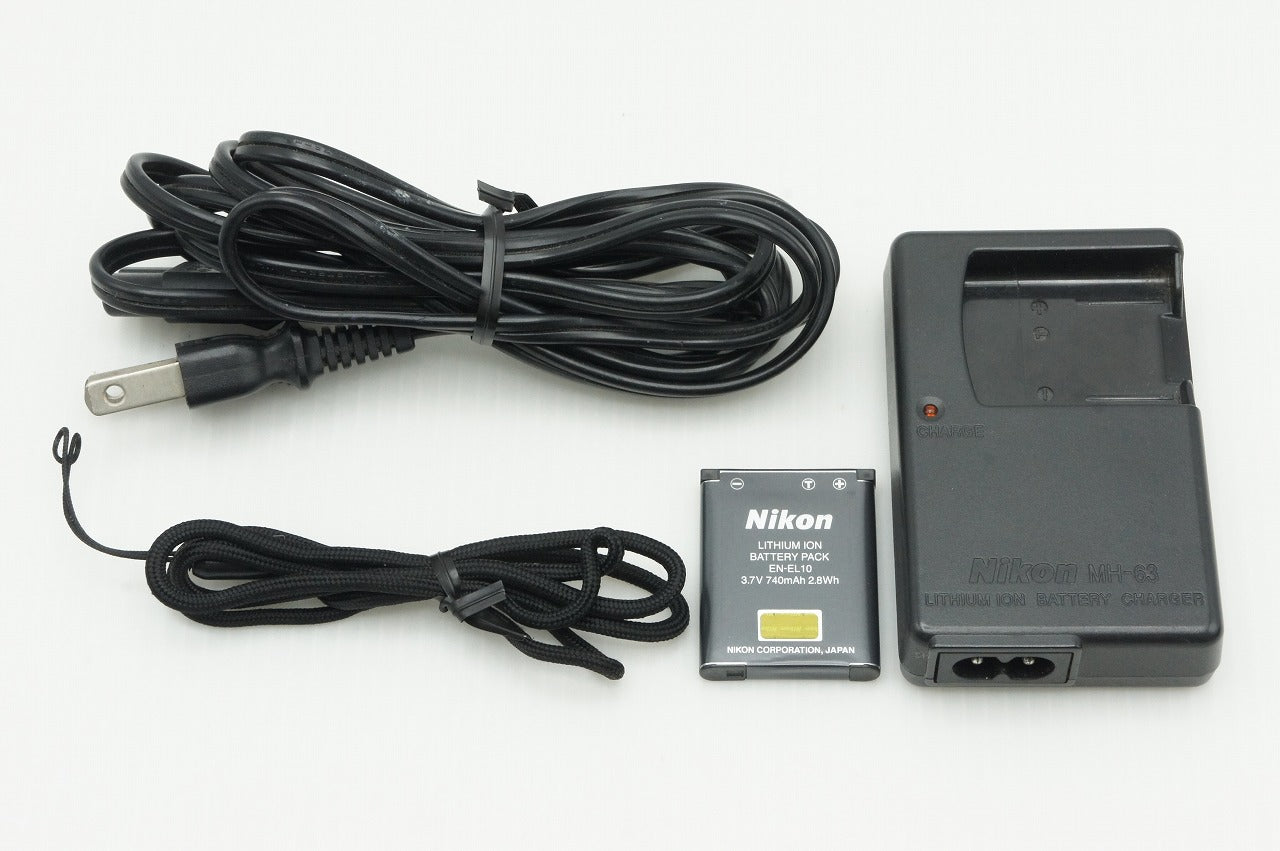 Nikon ニコン COOLPIX S500 コンパクトデジタルカメラ シルバー 260121n