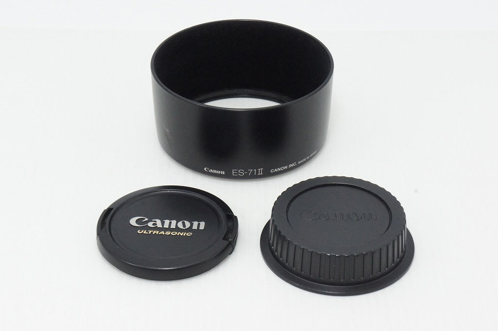 美品 Canon キヤノン EF 50mm F1.4 USM フルサイズ 単焦点レンズ フード付 260501o