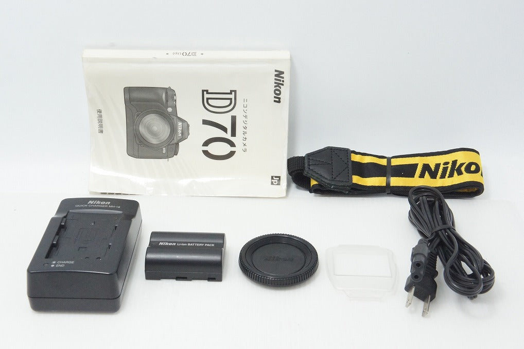 良品 Nikon ニコン D70 ボディ デジタル一眼レフカメラ 260812au