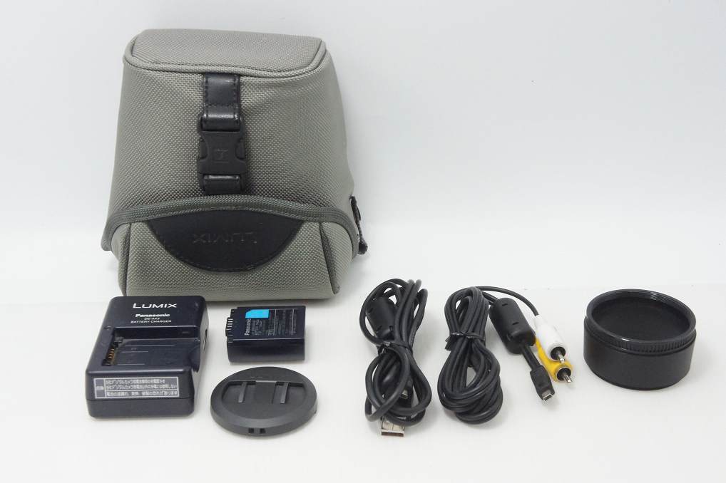美品 Panasonic パナソニック LUMIX DMC-FZ8 デジタルカメラ ブラック ケース付 260818g