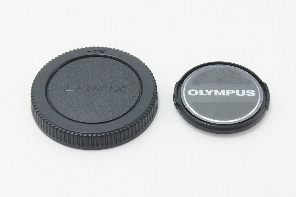 美品 OLYMPUS オリンパス M.ZUIKO DIGITAL 17mm F2.8 パンケーキレンズ マイクロフォーサーズ シルバー 260818l