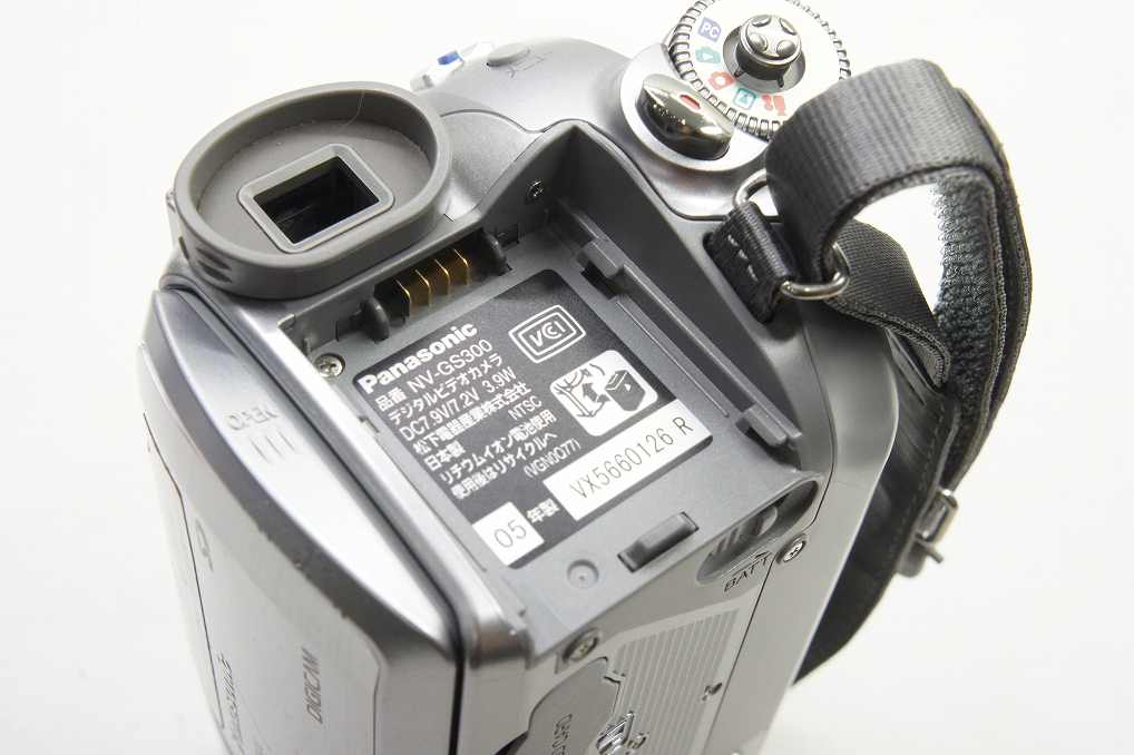 Panasonic パナソニック NV-GS300 デジタルビデオカメラ シルバー 250730a