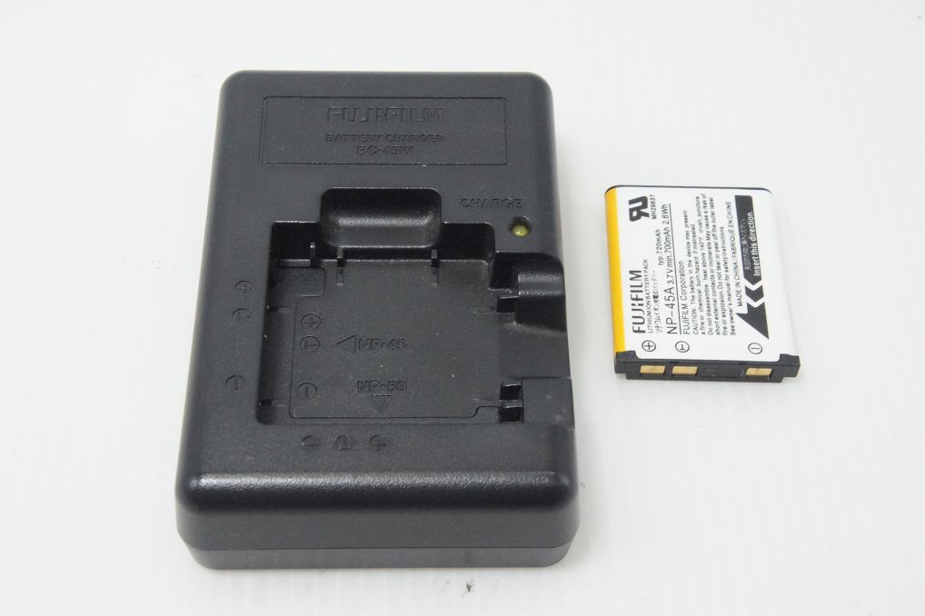 FUJIFILM フジフィルム FinePix Z300 コンパクトデジタルカメラ ブラック 260812t