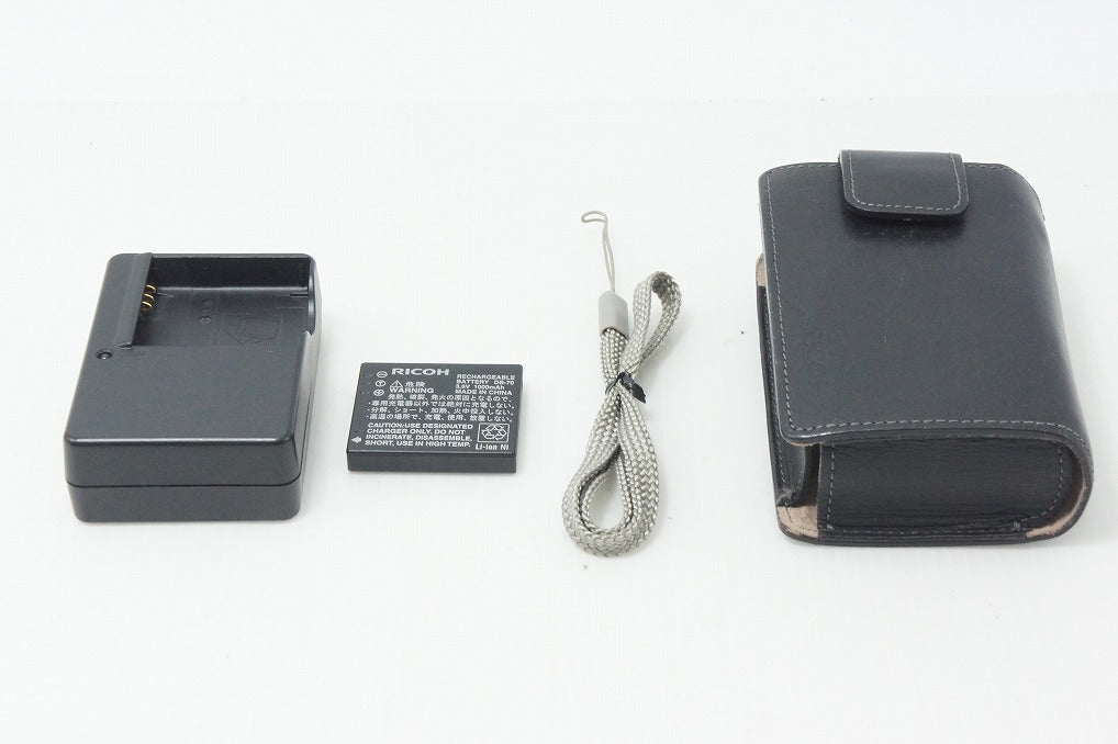 良品 RICOH リコー CX2 コンパクトデジタルカメラ ツートン (グレー ピンク) ケース付 260820f
