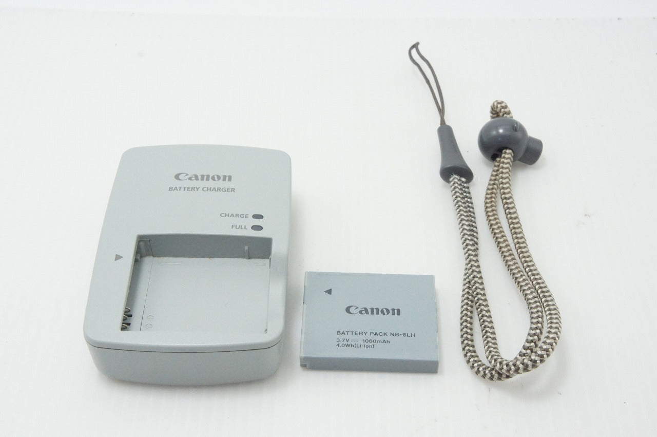 美品 Canon キヤノン PowerShot D30 コンパクトデジタルカメラ ブルー 260818ah
