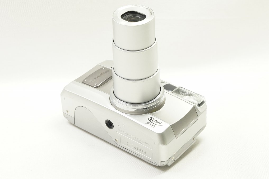 良品 FUJIFILM フジフイルム Silvi F135 35mm コンパクトフィルムカメラ 250805d