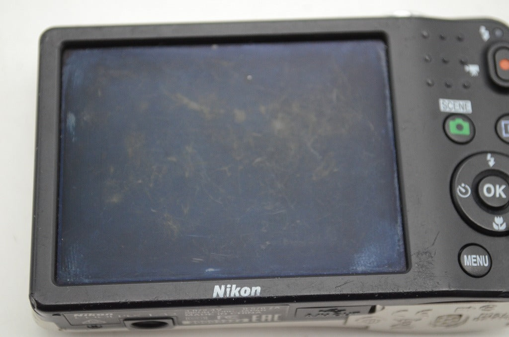 Nikon ニコン COOLPIX L32 コンパクトデジタルカメラ 250903g
