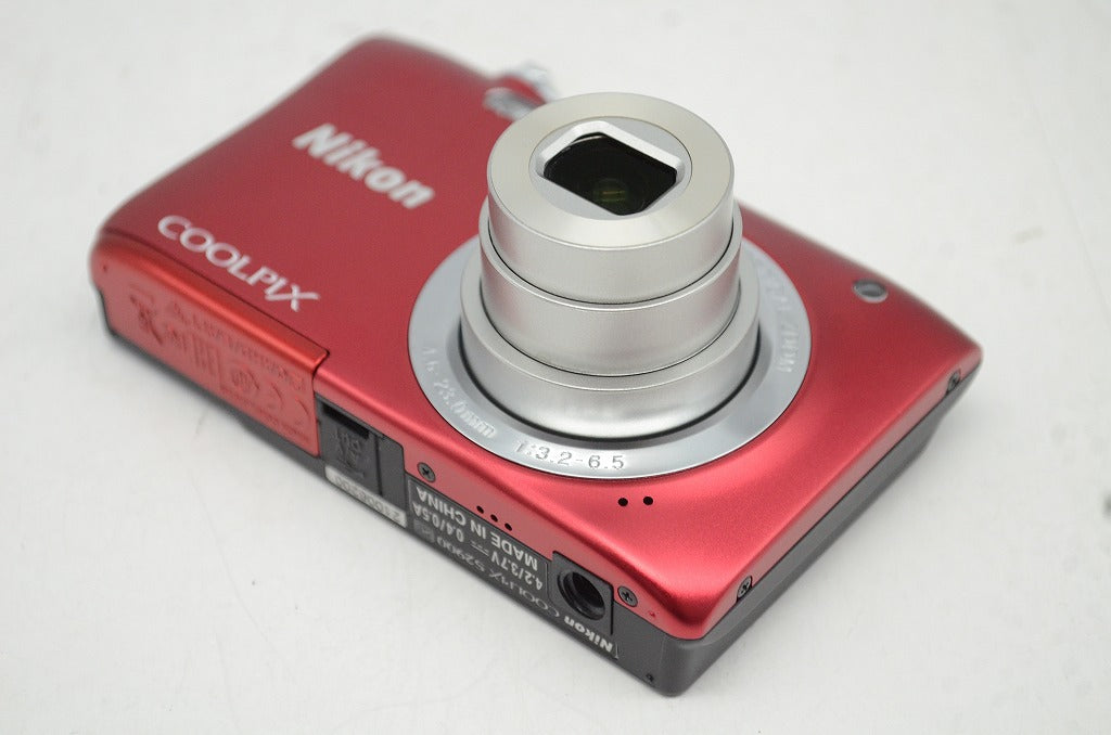 美品 Nikon ニコン COOLPIX S2900 コンパクトデジタルカメラ レッド 250904d