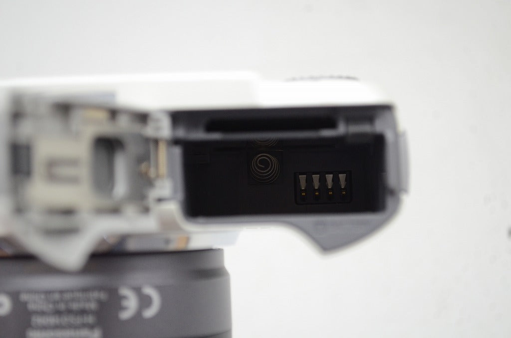 良品 Panasonic DMC-GF3 + 14-42mm F3.5-5.6 H-FS014042 レンズキット ミラーレス 元箱付 250910b