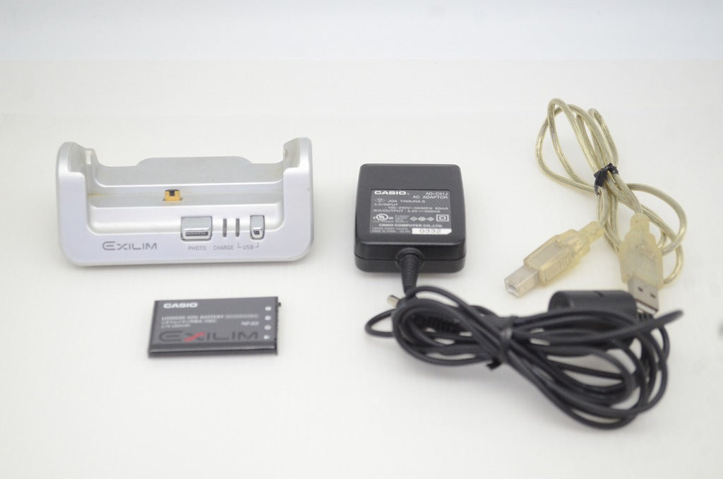 CASIO カシオ EXILIM EX-Z3 コンパクトデジタルカメラ シルバー 251118p