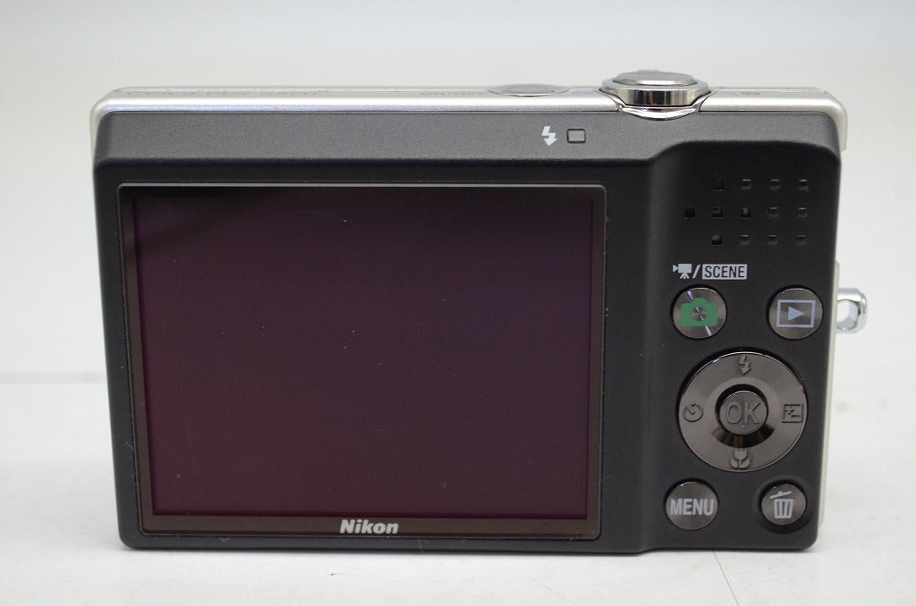 良品 Nikon ニコン COOLPIX S570 コンパクトデジタルカメラ シルバー 250924aj