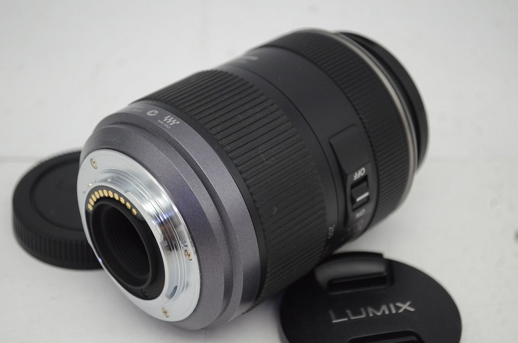 美品 Panasonic パナソニック LUMIX G VARIO 45-200mm F4-5.6 MEGA O.I.S. H-FS045200 マイクロフォーサーズ 250926e