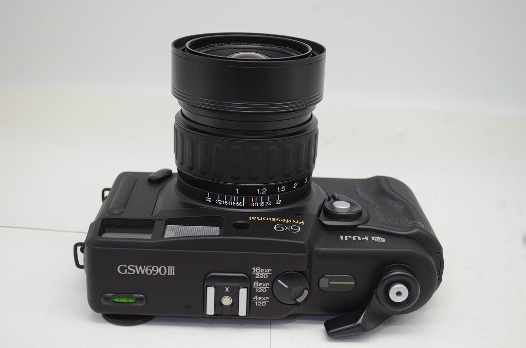 FUJIFILM フジフィルム GW690 III PROFESSIONAL (90mm F3.5) 中判カメラ 250927ah