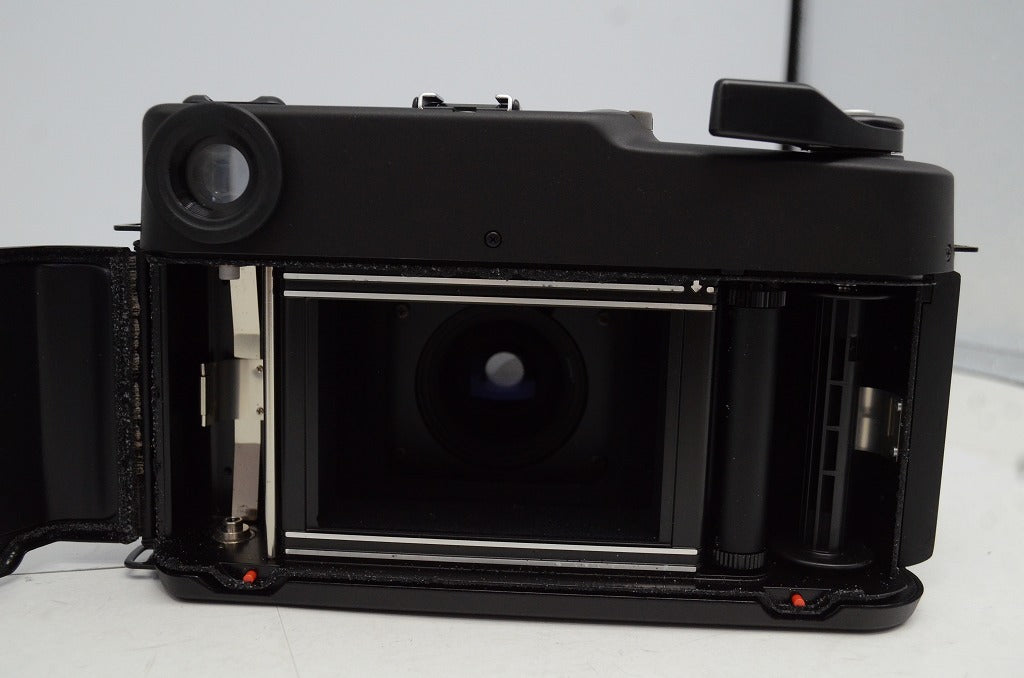 FUJIFILM フジフィルム GW690 III PROFESSIONAL (90mm F3.5) 中判カメラ 250927ah