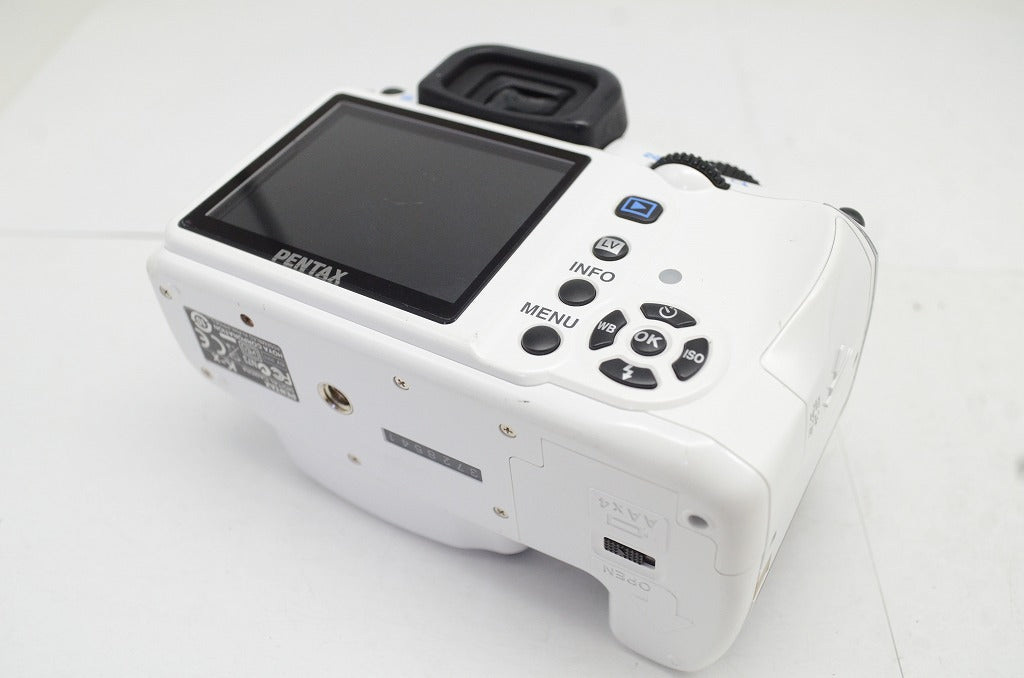 良品 PENTAX K-x レンズキット (smc PENTAX DA L 18-55mm F3.5-5.6 AL) デジタル一眼レフカメラ ホワイト 250927aa