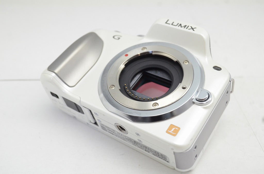 良品 Panasonic パナソニック LUMIX DMC G3 ボディ ミラーレス一眼カメラ ホワイト 250926c