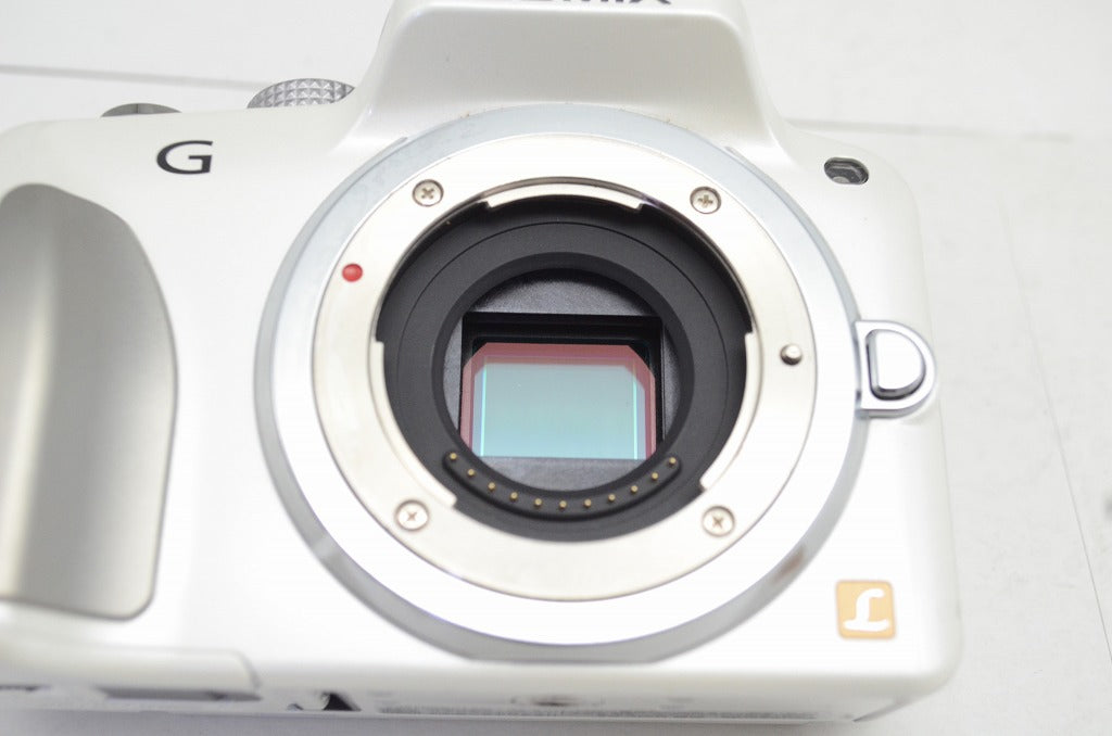 良品 Panasonic パナソニック LUMIX DMC G3 ボディ ミラーレス一眼カメラ ホワイト 250926c