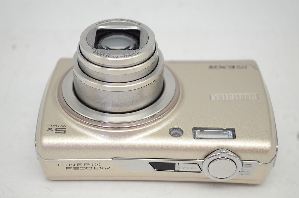 FUJIFILM フジフィルム FinePix F200EXR コンパクトデジタルカメラ シルバー 250929e