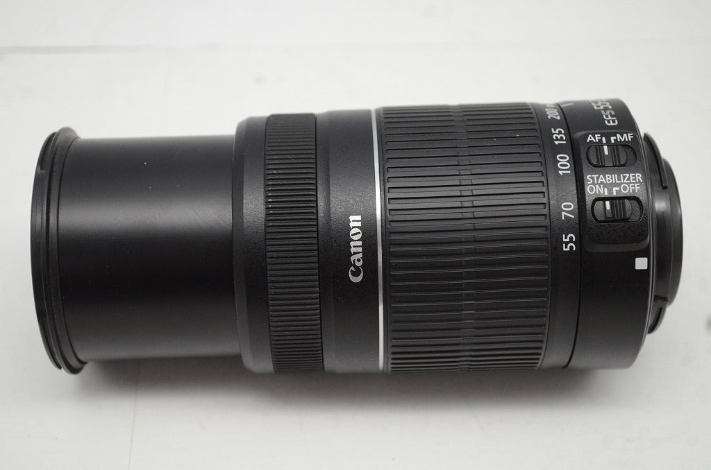 美品 Canon キヤノン EF-S 55-250mm F4-5.6 IS II APS-C ズームレンズ 250926l